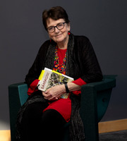 Áine Ní Ghlinn-1