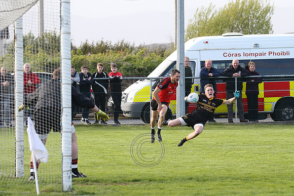 CeathrúRua v Naomh Anna-0583