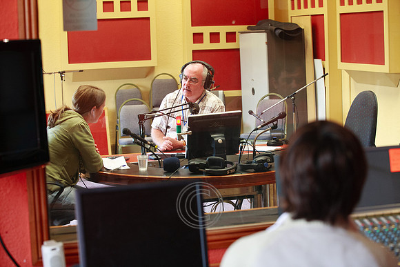RAIDIO NA GAELTACHTA STIÚIDEÓ 2011-011