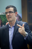 ACADAMH MEÁIN 2013-3569