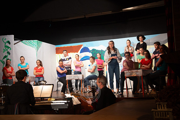 SCC MAMA MIA 2014-0139