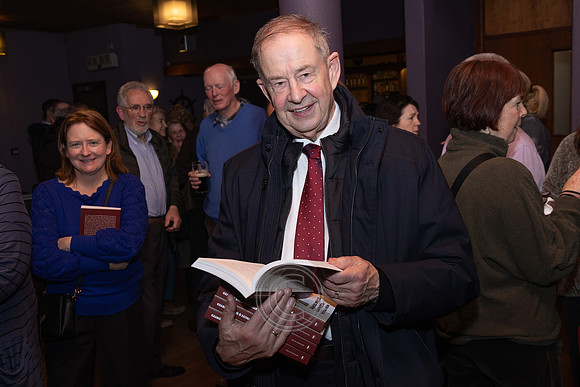 GEARÓID WILLIE Ó FÁTHARTA-1107