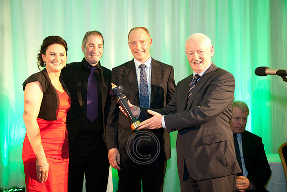 GRADAIM CHUMARSÁIDE AN OIREACHTAIS 2011-102