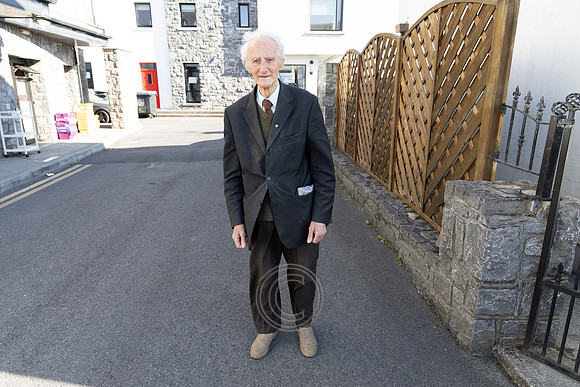 MAIRTÍN TOM SHEÁINÍN