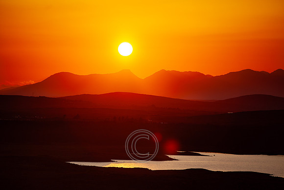 SUNSET LUI NA GRÉINE SEANPHÉISTIN 2013-0206