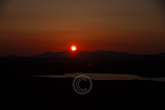 SUNSET LUI NA GRÉINE SEANPHÉISTIN 2013-0214