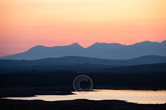 SUNSET LUI NA GRÉINE SEANPHÉISTIN 2013-0221