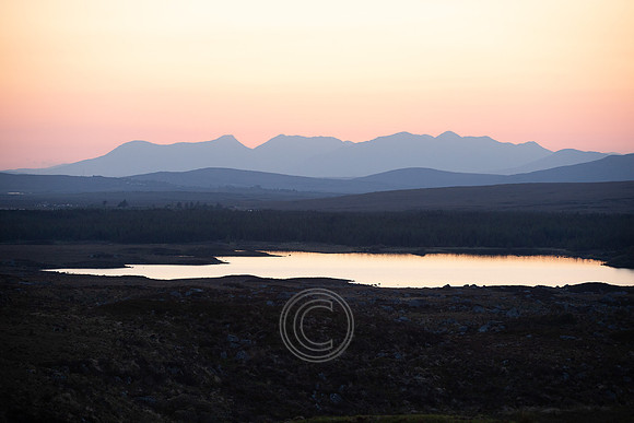SUNSET LUI NA GRÉINE SEANPHÉISTIN 2013-0224
