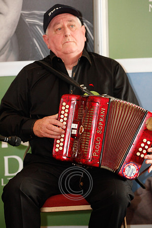 MAIDHC DAINÍN Ó SÉ 2013-11002