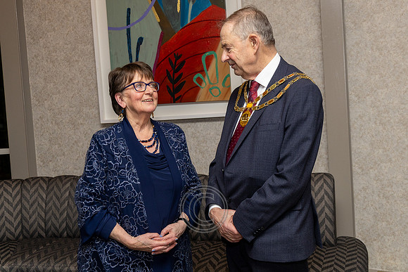 ÁINE NÍ GHLINN INSEALBHÚ-7