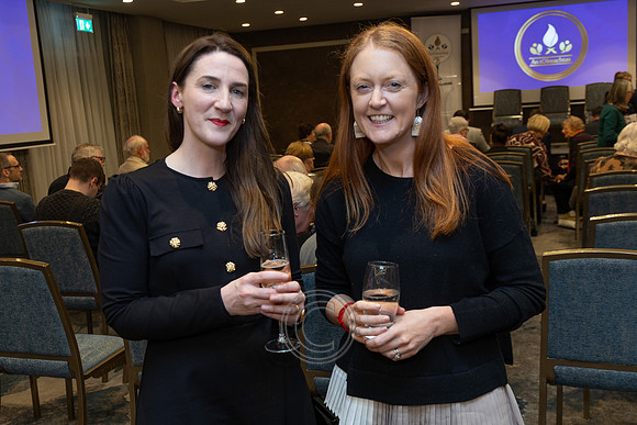 ÁINE NÍ GHLINN INSEALBHÚ-17