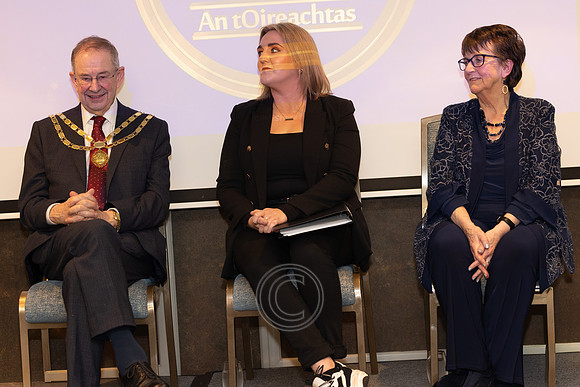 ÁINE NÍ GHLINN INSEALBHÚ-42