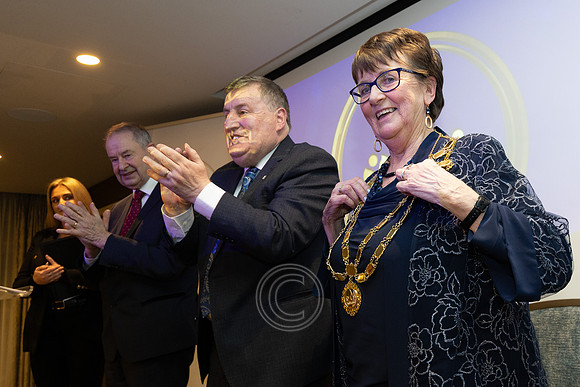 ÁINE NÍ GHLINN INSEALBHÚ-50