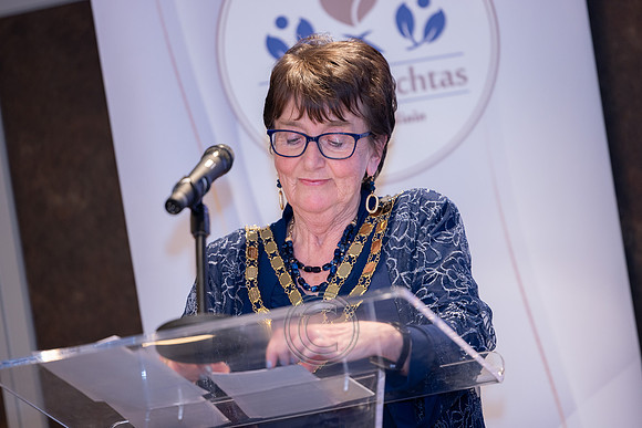 ÁINE INSEALBHÚ-0103