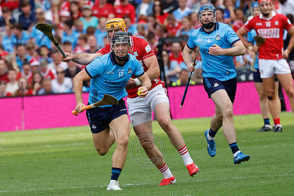 BÁC V CORCAIGH-2064