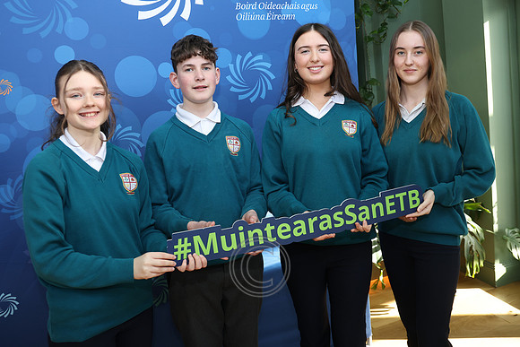 MUINTEARAS_26-0054