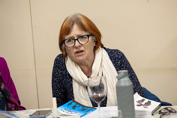NÍ GHLINN Ó TIOMÁIN-0404