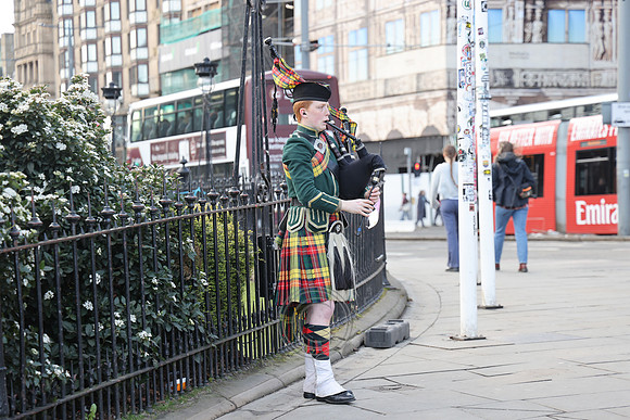 EDINBURGH-46