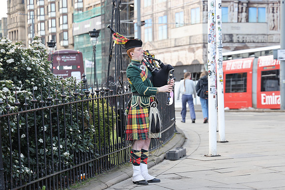 EDINBURGH-47
