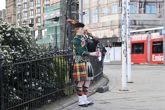 EDINBURGH-48