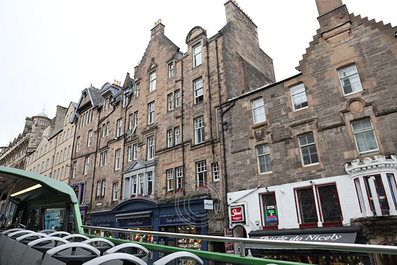 EDINBURGH-107