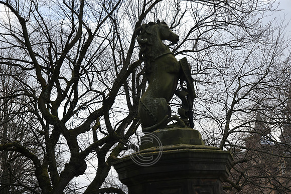 EDINBURGH-119