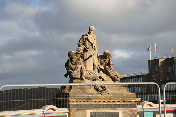 EDINBURGH-228