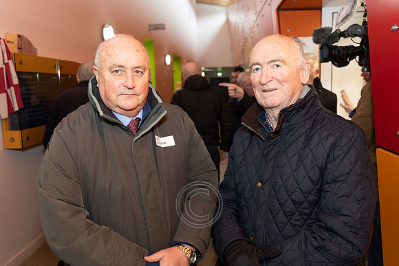 IOMÁNAITHE-51