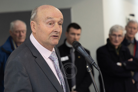 IOMÁNAITHE-232