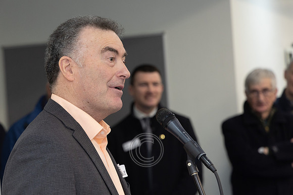 IOMÁNAITHE-239
