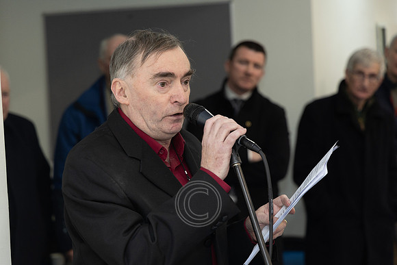 IOMÁNAITHE-327