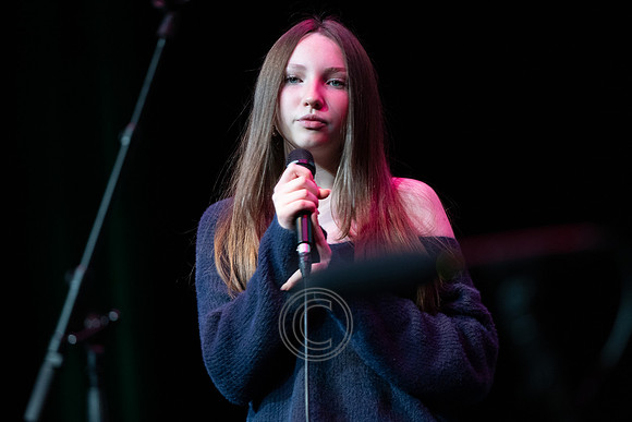 NIAMH NÍ ADHMAILL, GAELCHOLÁISTE AN PHIARSAIGH-0540