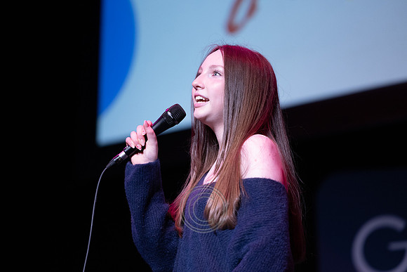 NIAMH NÍ ADHMAILL, GAELCHOLÁISTE AN PHIARSAIGH-0565