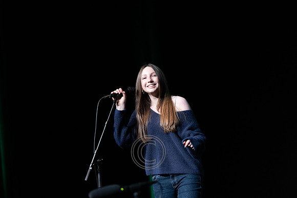 NIAMH NÍ ADHMAILL, GAELCHOLÁISTE AN PHIARSAIGH-0693