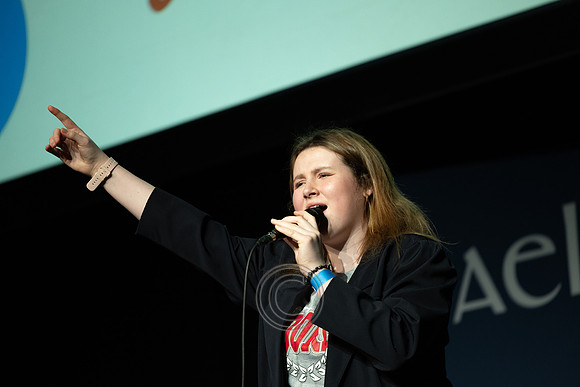 ÓRLA NÍ ALLURÁIN, COLÁISTE ÍDE, DAINGEAN UÍ CHÚIS-1213
