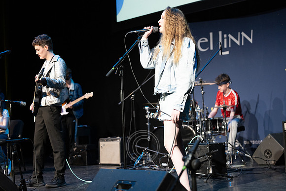 'BANNA GCPL 1 GAELCHOLÁISTE PHORT LÁIRGE, BAILE GHUNNAIR-1