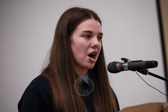 MÉABH NÍ GHIONNÁN-1