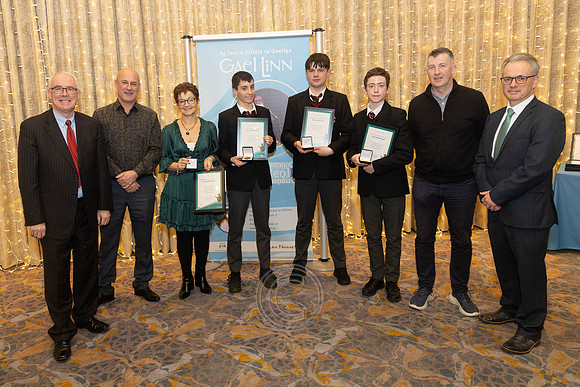 GAELCHOLÁISTE NA MARA-1