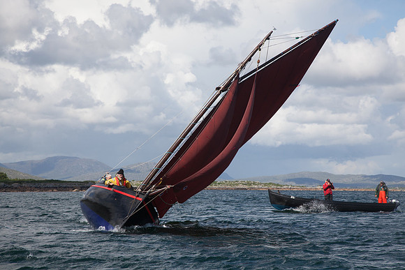 038 hooker tilting
