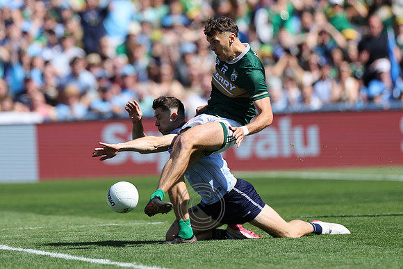 ÁTH CLIATH V CIARRAÍ 2026-0188