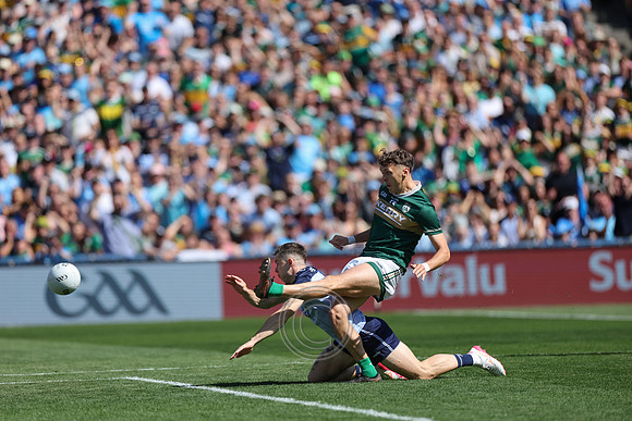 ÁTH CLIATH V CIARRAÍ 2026-0190