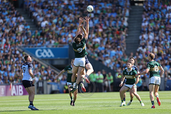 ÁTH CLIATH V CIARRAÍ 2026-0575