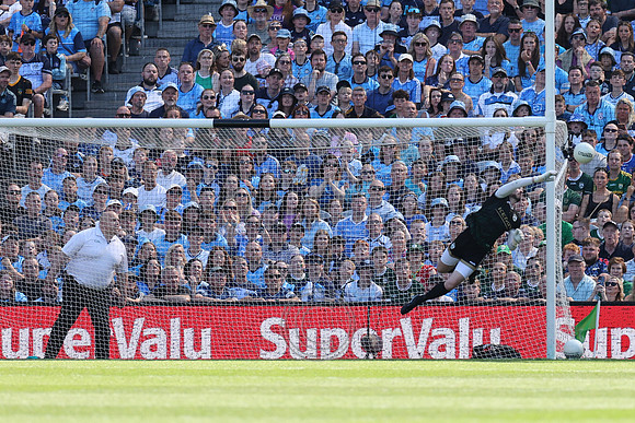 ÁTH CLIATH V CIARRAÍ 2026-0558