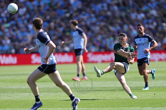 ÁTH CLIATH V CIARRAÍ 2026-0746