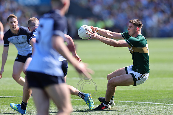 ÁTH CLIATH V CIARRAÍ 2026-0760