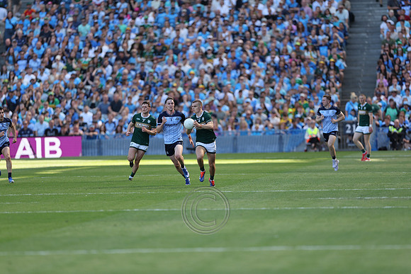 ÁTH CLIATH V CIARRAÍ 2026-0950