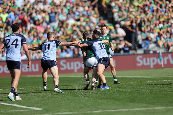 ÁTH CLIATH V CIARRAÍ 2026-1115