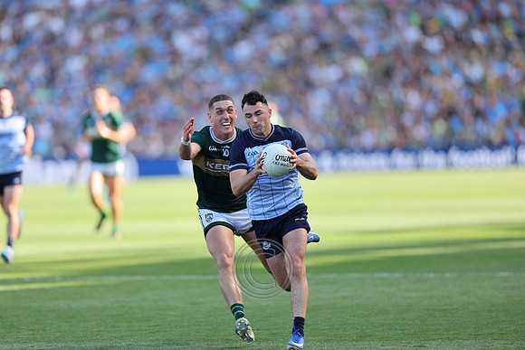 ÁTH CLIATH V CIARRAÍ 2026-1437