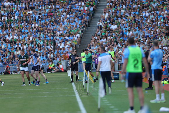 ÁTH CLIATH V CIARRAÍ 2026-1516
