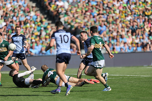 ÁTH CLIATH V CIARRAÍ 2026-1612